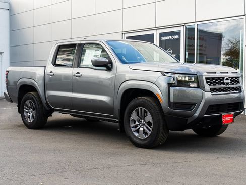 New 2026 Nissan Frontier SV w/ SV Convenience Package AWD/4WD image 1