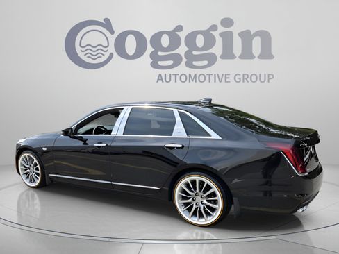 Certified 2018 Cadillac CT6 Luxury AWD/4WD image 3