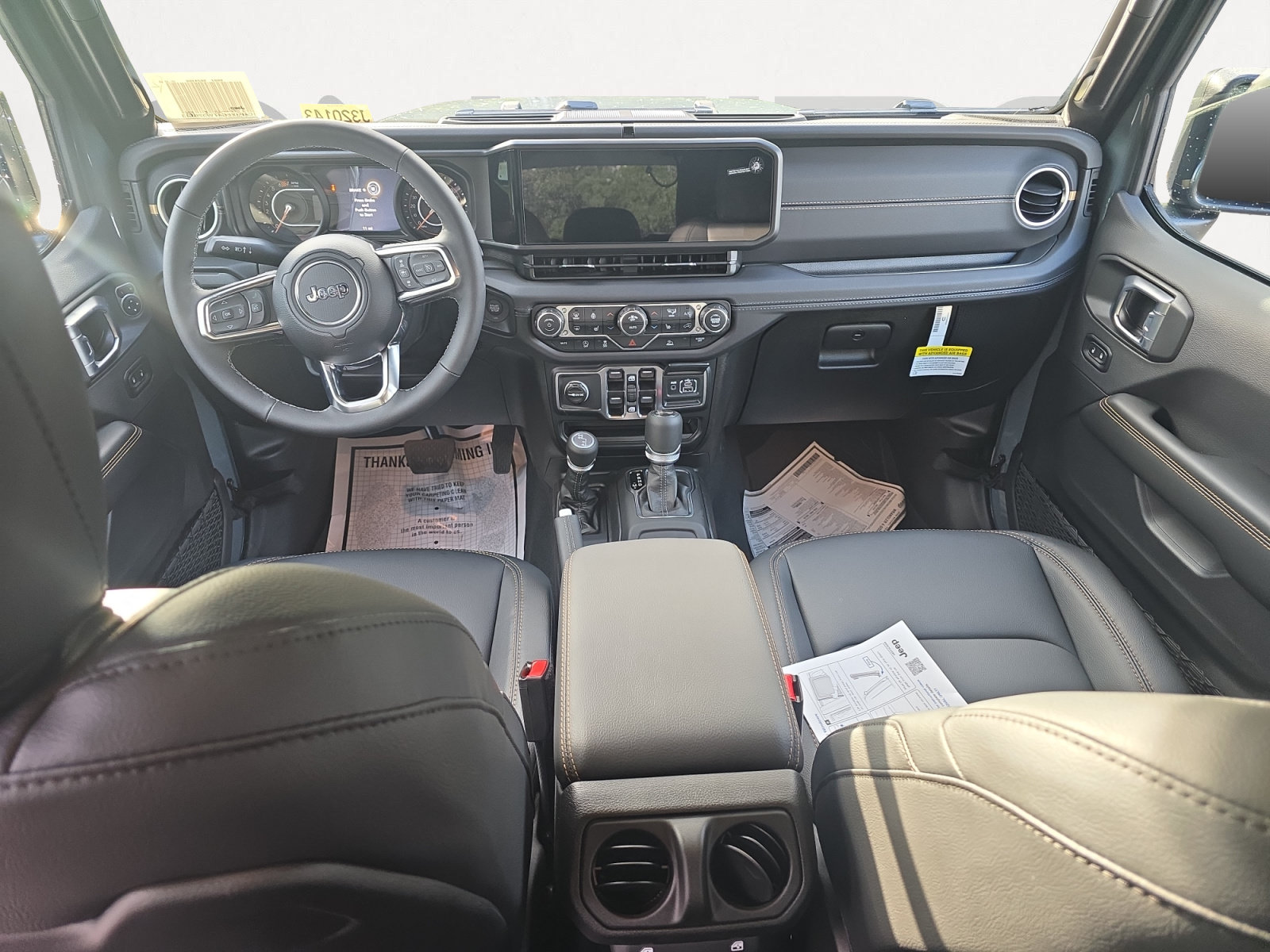 New 2026 Jeep Wrangler Unlimited Sahara w/ Technology Group AWD/4WD image 3