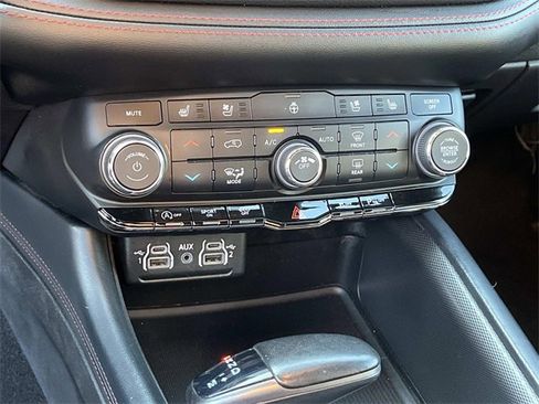 Used 2023 Dodge Durango GT image 35