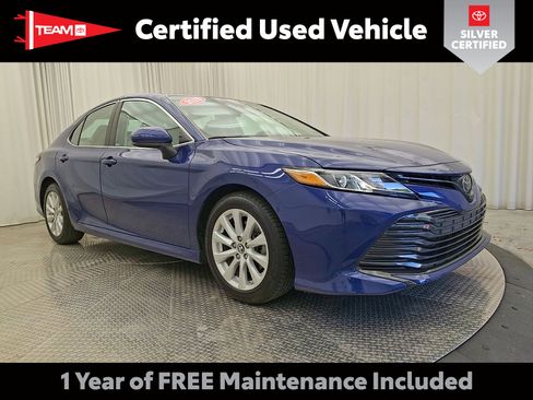 Certified 2018 Toyota Camry LE FWD image 1
