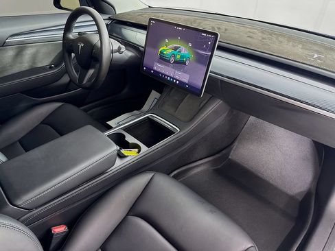 Used 2023 Tesla Model 3 Standard Range RWD image 37