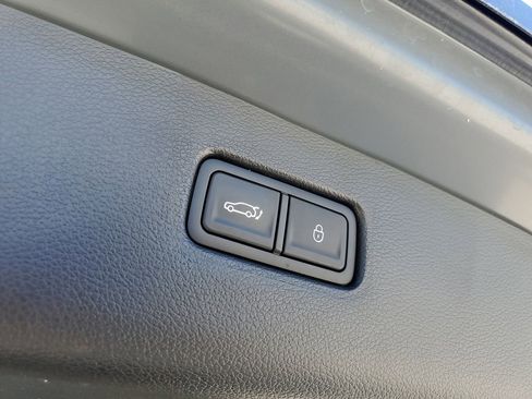 Certified 2024 Genesis GV80 3.5T w/ Prestige Matte Package image 16