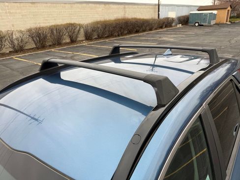 Used 2024 Kia Niro EX image 17