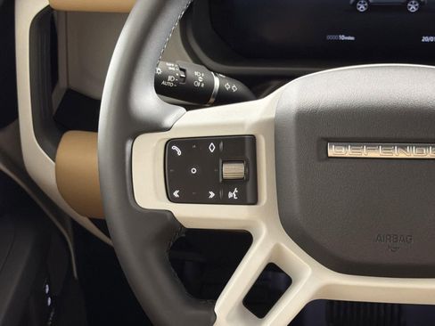 New 2026 Land Rover Defender 110 X-Dynamic SE image 12