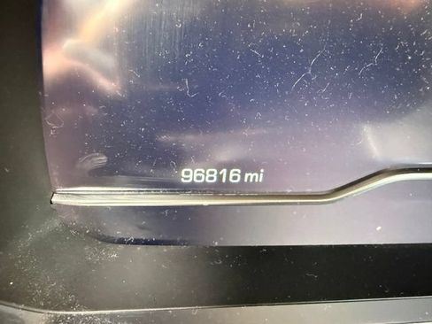 Used 2022 GMC Yukon SLT w/ SLT Premium Package AWD/4WD image 9