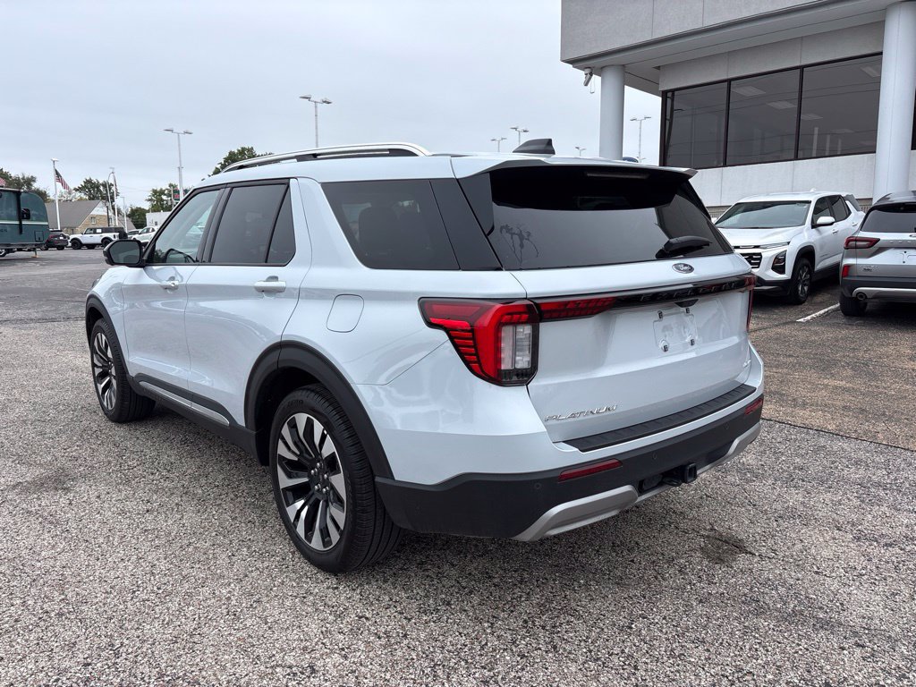 Used 2026 Ford Explorer Platinum w/ LUX Leather Package AWD/4WD image 5