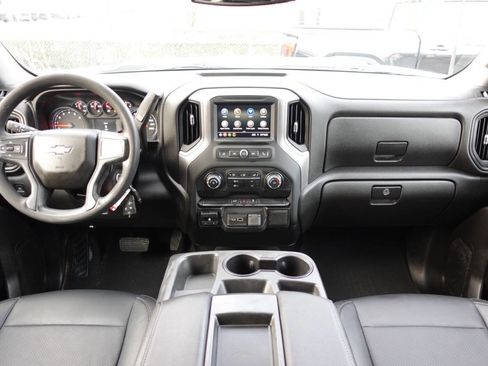 Used 2022 Chevrolet Silverado 2500 Custom w/ Custom Value Package image 32