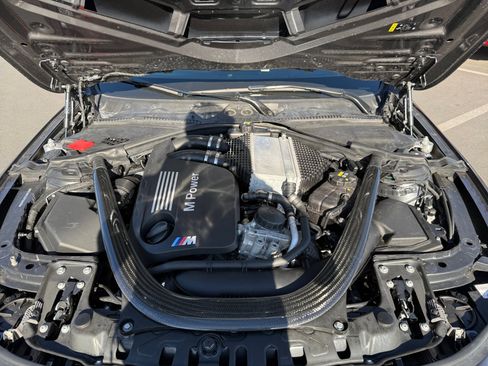 Used 2016 BMW M4 Convertible RWD image 20