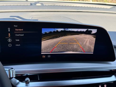 New 2025 Cadillac Lyriq Luxury image 34