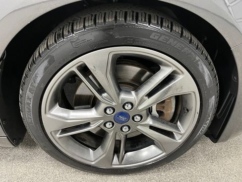 Used 2017 Ford Fusion Sport w/ Equipment Group 401A AWD/4WD image 18
