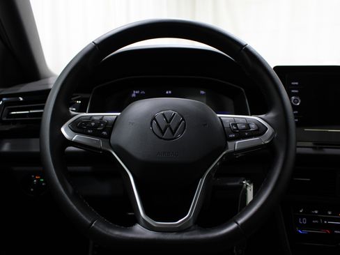 Used 2025 Volkswagen Jetta Sport FWD image 12