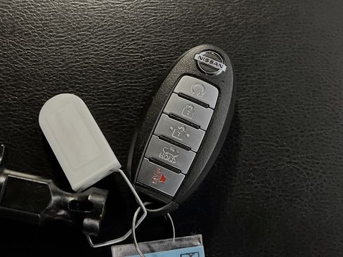 Used 2019 Nissan Maxima SR w/ Premium Package image 36