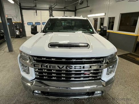 Used 2020 Chevrolet Silverado 2500 LTZ image 10