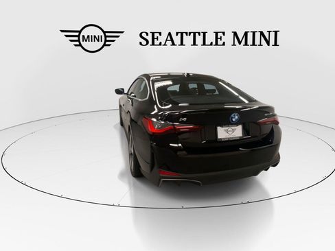 Used 2024 BMW i4 eDrive35 w/ Convenience Package RWD image 9
