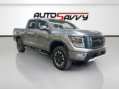 Used 2022 Nissan Titan PRO-4X w/ Pro-4x Convenience Package AWD/4WD image 1