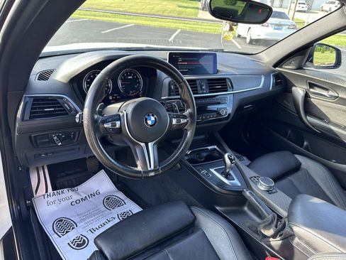 Used 2018 BMW M2 RWD image 23