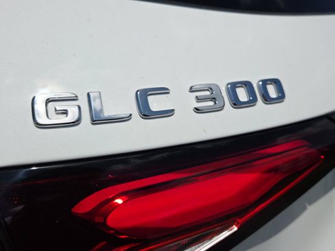 New 2026 Mercedes-Benz GLC 300 image 38