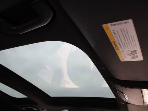 Used 2022 Mercedes-Benz GLC 300 image 58