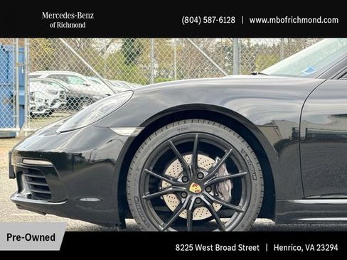Used 2021 Porsche 718 Boxster RWD image 24
