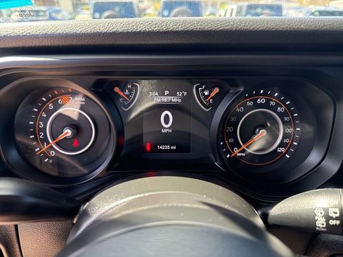 Certified 2024 Jeep Wrangler Unlimited Sport AWD/4WD image 11