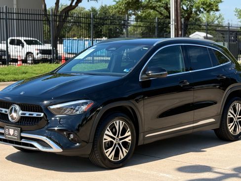 Used 2026 Mercedes-Benz GLA 250 4MATIC image 3
