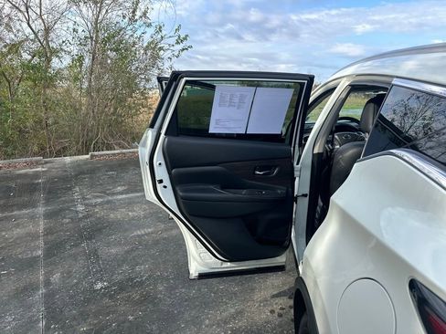Used 2020 Nissan Murano Platinum w/ Cargo Package image 9