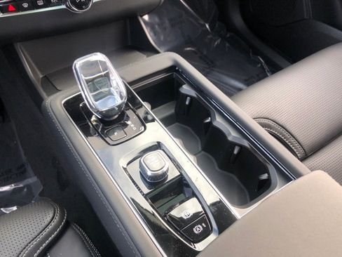 New 2026 Volvo XC90 B6 Ultra w/ Protection Package Premier image 30