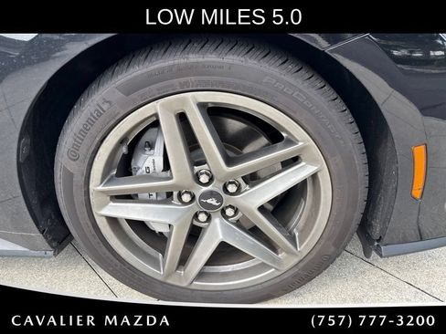 Used 2025 Ford Mustang GT RWD image 21