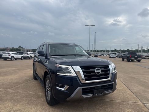 Certified 2024 Nissan Armada SL image 2