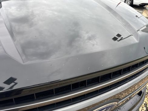 Used 2018 Ford F150 XLT w/ Equipment Group 302A Luxury AWD/4WD image 8