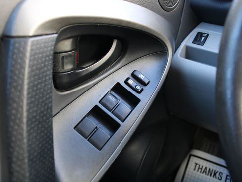 Used 2009 Toyota RAV4 2WD image 27