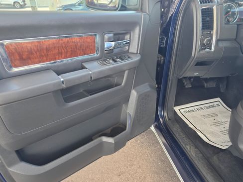 Used 2012 RAM 1500 Laramie AWD/4WD image 12