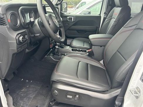 New 2026 Jeep Wrangler Unlimited Rubicon w/ Xtreme 35 Tire Package image 15