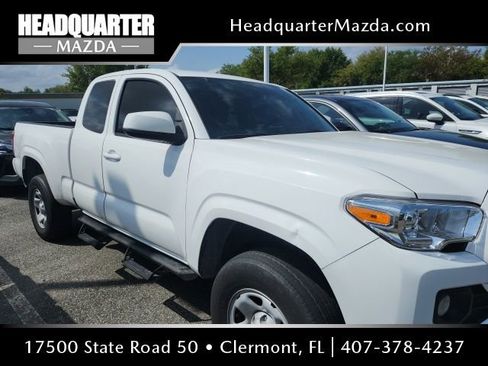 Used 2023 Toyota Tacoma SR image 1
