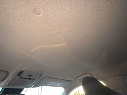 Used 2024 Toyota Highlander LE image 14