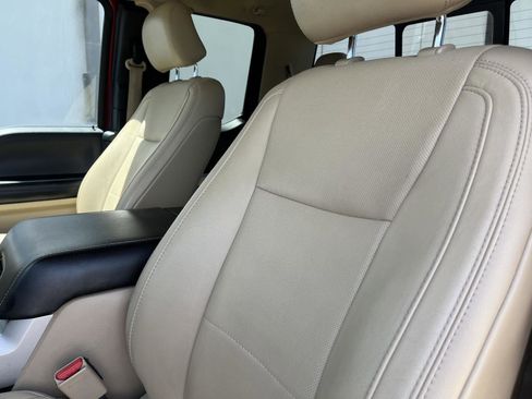 Used 2016 Ford F150 Lariat w/ Equipment Group 502A Luxury AWD/4WD image 12