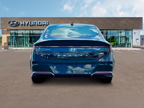 New 2025 Hyundai Sonata SEL image 6