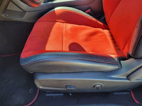 Used 2023 Dodge Challenger R/T Scat Pack image 9