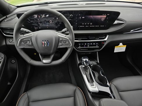 New 2026 Buick Envista Sport Touring FWD image 19