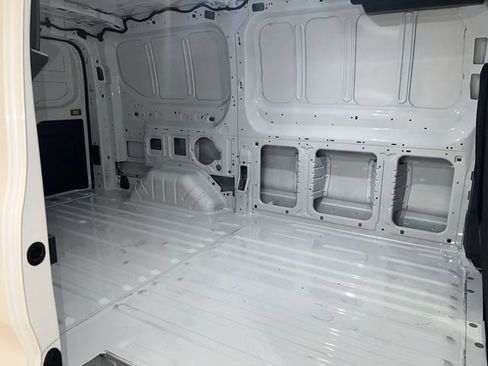 Used 2024 Ford Transit 150 Low Roof RWD image 21
