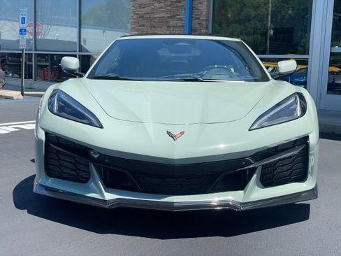 Used 2024 Chevrolet Corvette E-Ray AWD/4WD image 12