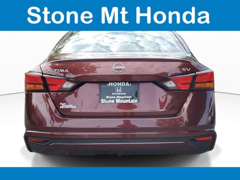 Used 2023 Nissan Altima 2.5 SV FWD image 5
