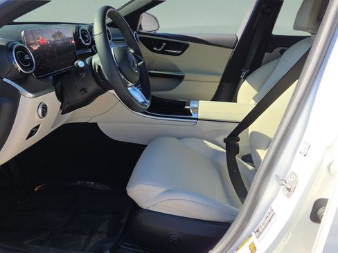 Used 2024 Mercedes-Benz C 300 Sedan image 10