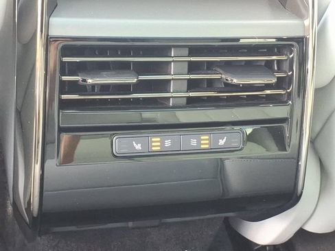 Certified 2024 Land Rover Range Rover Sport SE AWD/4WD image 18