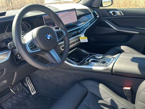 New 2026 BMW X5 xDrive40i w/ M Sport Package image 9