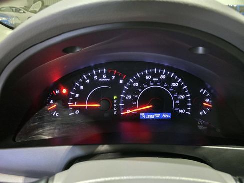 Used 2011 Toyota Camry LE w/ LE Extra-Value Pkg image 32