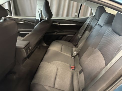 Used 2025 Toyota Camry LE FWD image 10