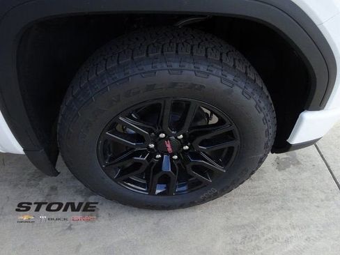 New 2026 GMC Sierra 1500 Elevation w/ Preferred Package image 11