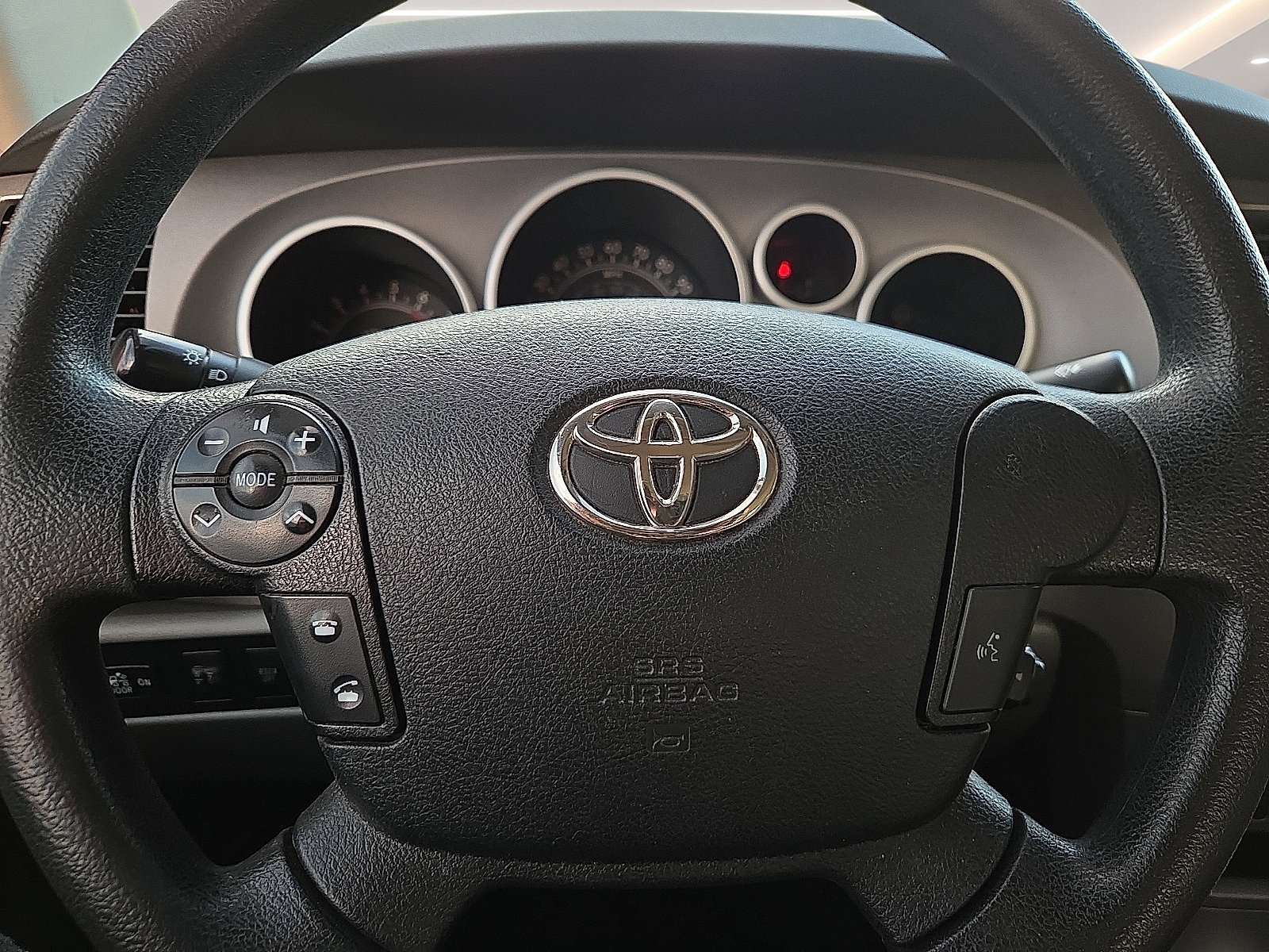 Used 2012 Toyota Tundra 4x4 CrewMax w/ TRD Off-Road Pkg image 24